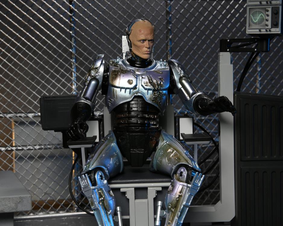 NECA: RoboCop - Ultimate RoboCop Action Figure