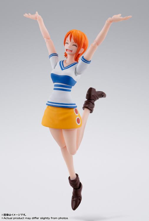 Bandai S.H.Figuarts: One Piece – Nami (Romance Dawn) Action Figure