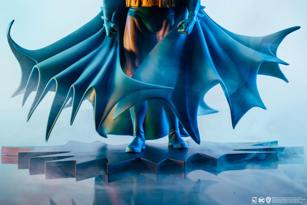 Pure Arts DC Comics Batman (Classic Ver.) 1/8 Scale PX Previews Exclusive Statue