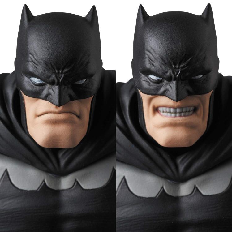 MAFEX The Dark Knight Returns No.106 Batman