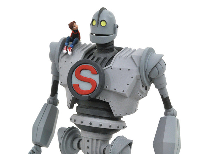 Diamond Select The Iron Giant: Iron Giant Action Figure