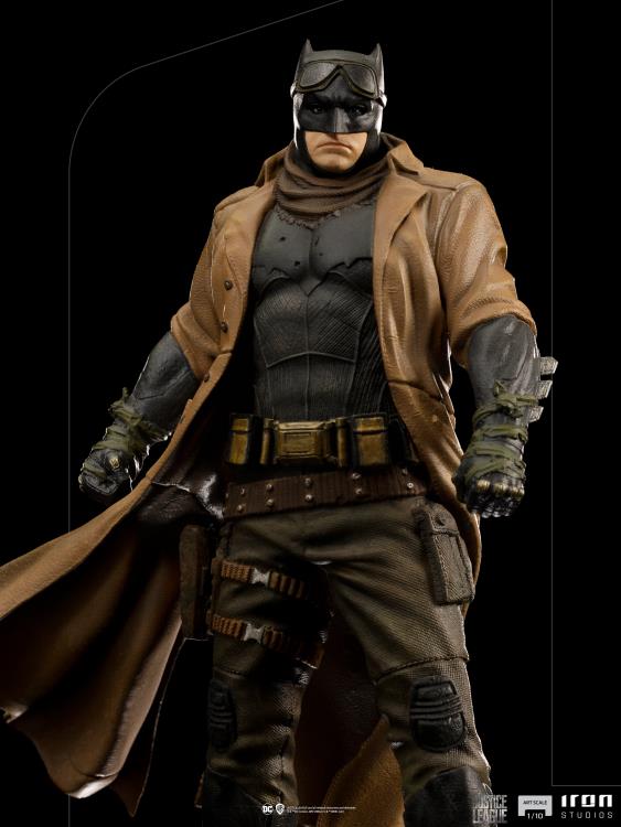 Iron Studios Zack Snyder's Justice League - Knightmare Batman 1/10 Art Scale Limited Edition Statue