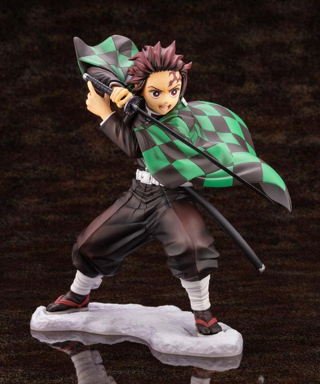 Kotobukiya Demon Slayer: Kimetsu No Yaiba ArtFX J - Tanjiro Kamado Statue
