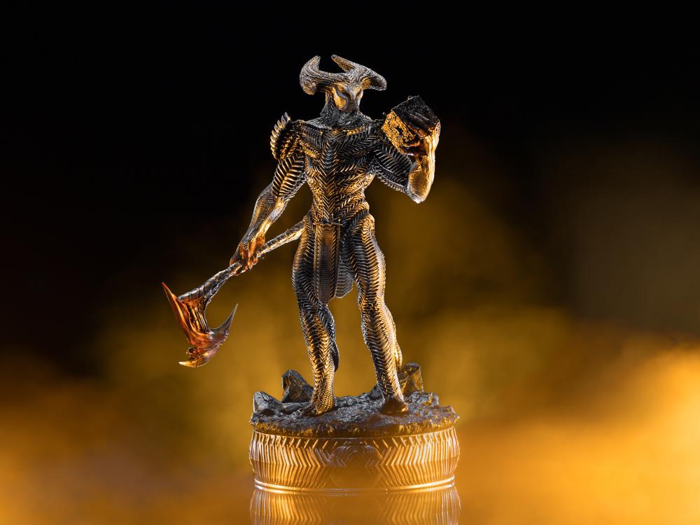 Iron Studios Zack Snyder's Justice League - Steppenwolf 1/10 Art Scale Limited Edition Statue