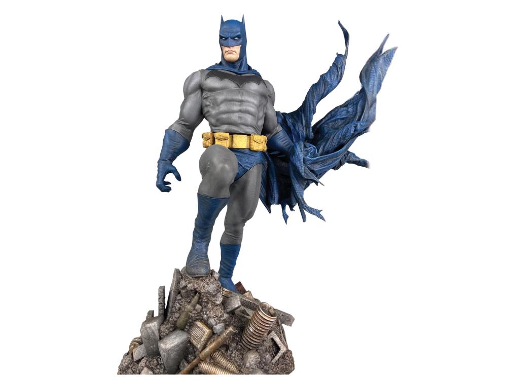 Diamond DC Comics Gallery Batman (Defiant) Statue