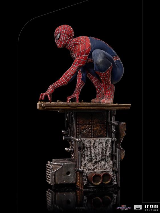 Iron Studios Spider-Man: No Way Home Battle Diorama Series - Spider-Man (Peter #2) 1/10 Art Scale Limited Edition Statue