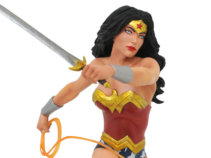 Diamond Gallery DC Wonder Woman Figure