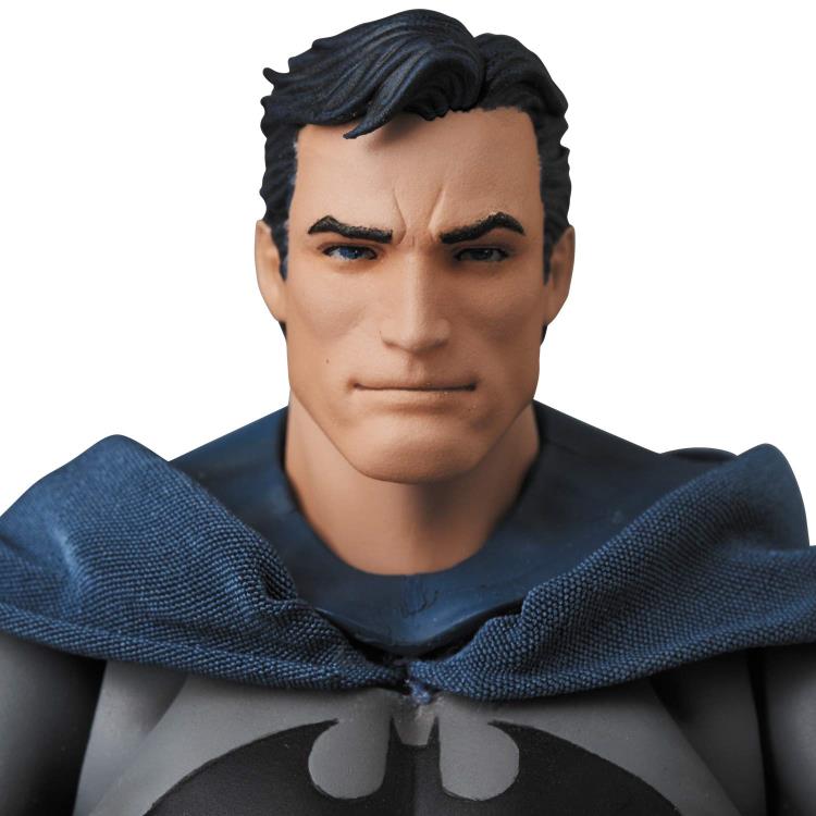 MAFEX No.105 Batman: Hush: Batman
