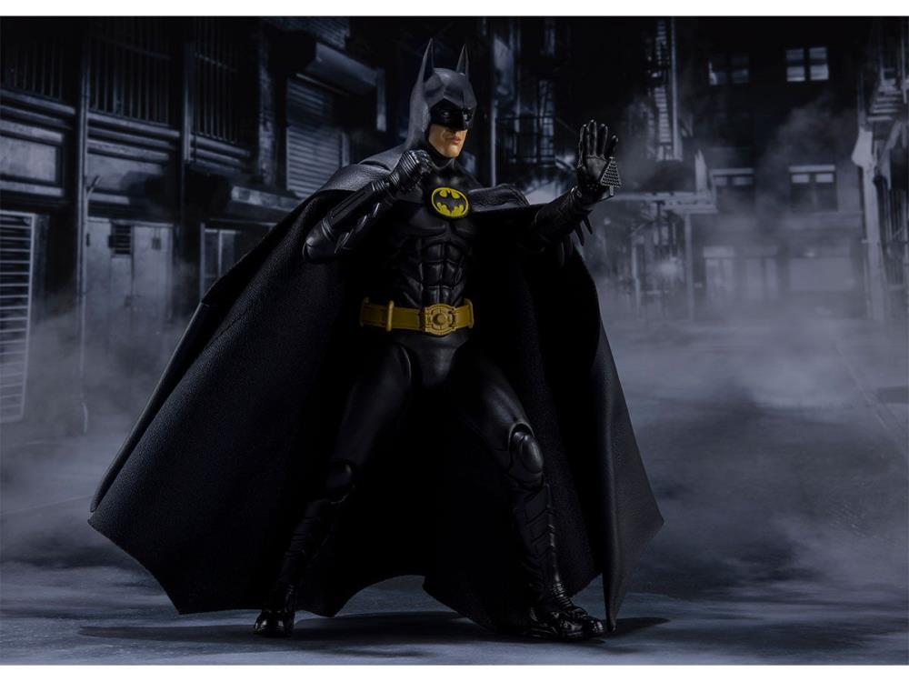 Bandai S.H. Figuarts Batman (1989) - Batman