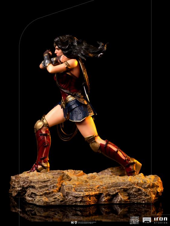 Iron Studios Zack Snyder's Justice League Wonder Woman 1/10 Art Scale Limited Edition Statue