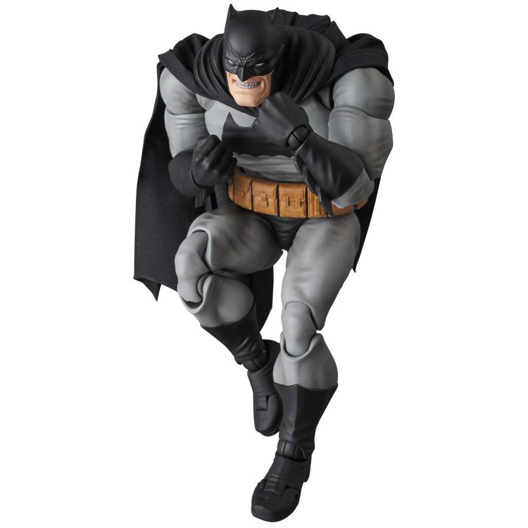 MAFEX マフェックス BATMAN No.106 MAFEX No.106 BATMAN The Dark Knight Returns Medicom Toy Action