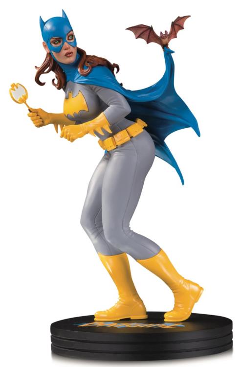 DC Collectibles Cover Girls of the DC Universe Batgirl Limited Edition Statue by Frank Cho