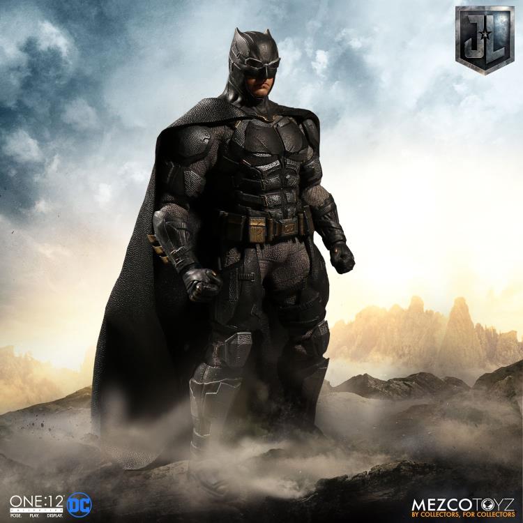 Mezco One:12 Collective Justice League  Batman (Tactical Suit)