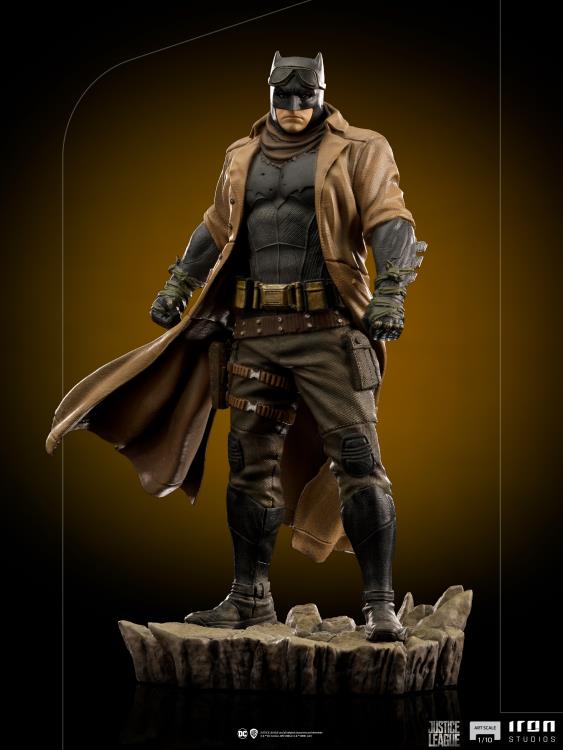 Iron Studios Zack Snyder's Justice League - Knightmare Batman 1/10 Art Scale Limited Edition Statue