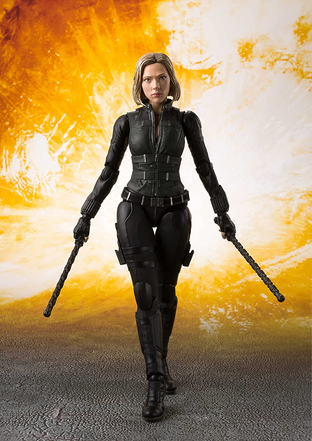 S.H. Figuarts Avengers: Infinity War - Black Widow & Tamashii Effect Explosion Action Figure Set
