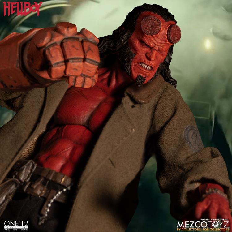 Mezco One:12 Collective- Hellboy (2019): Hellboy