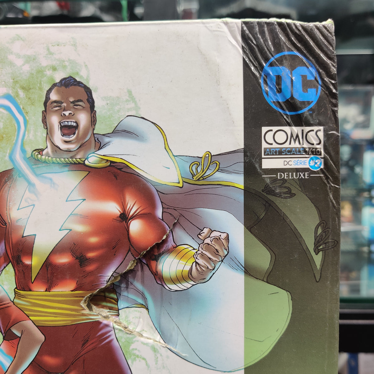 Iron Studios DC Comics Shazam 1/10 Art Scale Statue