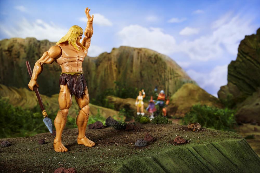 Mattel Masters of the Universe: Revelation Masterverse Deluxe Savage He-Man Action Figure