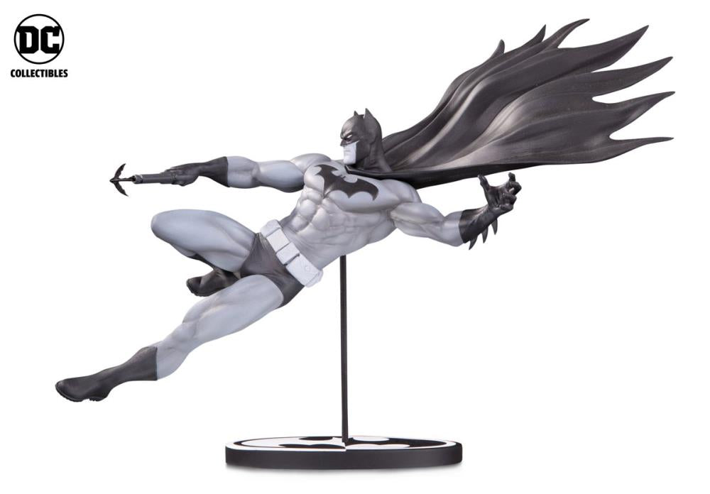 DC Collectibles Batman Black and White Limited Edition Statue by Doug Mahnke