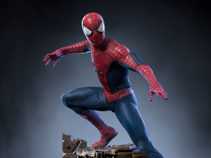 Iron Studios Spider-Man: No Way Home Battle Diorama Series - Spider-Man (Peter #3) 1/10 Art Scale Limited Edition Statue