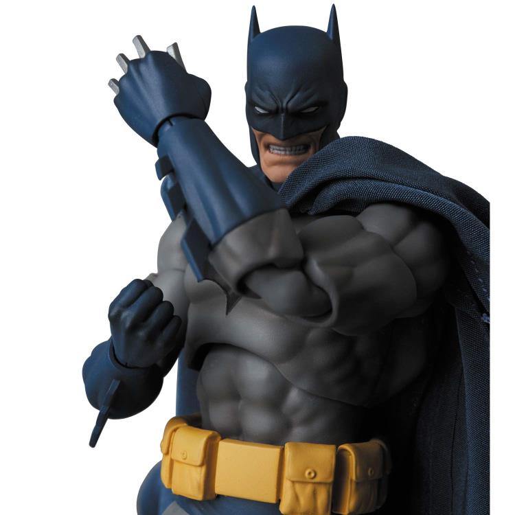 MAFEX No.105 Batman: Hush: Batman