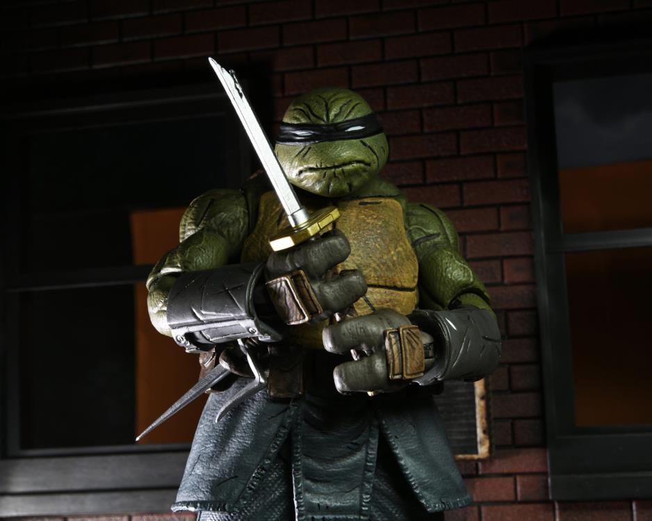 NECA Teenage Mutant Ninja Turtles: The Last Ronin - Ultimate The Last Ronin (Unarmored)