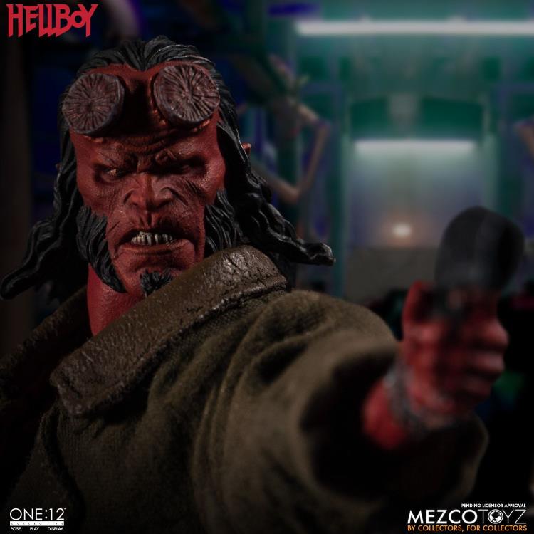Mezco One:12 Collective- Hellboy (2019): Hellboy