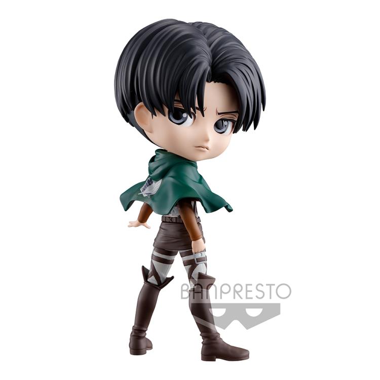 Banpresto Attack on Titan: Q Posket - Levi (Ver.A) figure