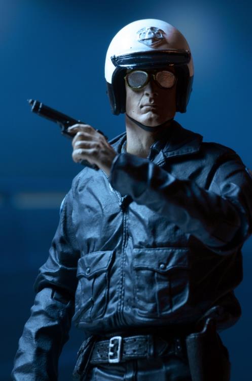 NECA Terminator 2: Judgement Day Ultimate T-1000 (Motorcycle Cop) Acti