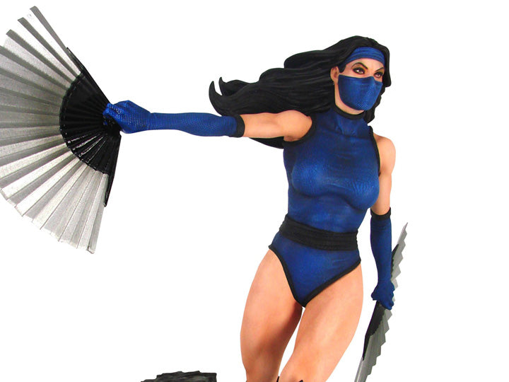 Mortal kombat kitana sale statue