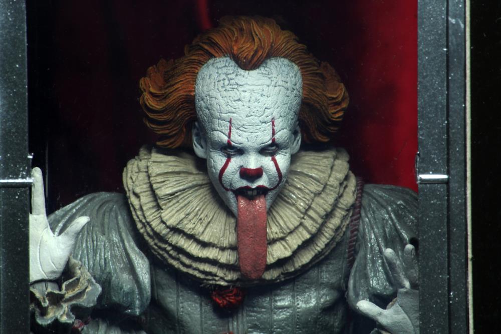 NECA: IT - Chapter Two - Ultimate Pennywise Action Figure
