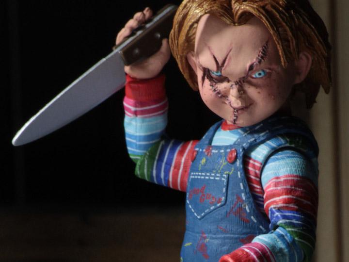 Child's Play Ultimate Chucky Figure - Nerd Arena