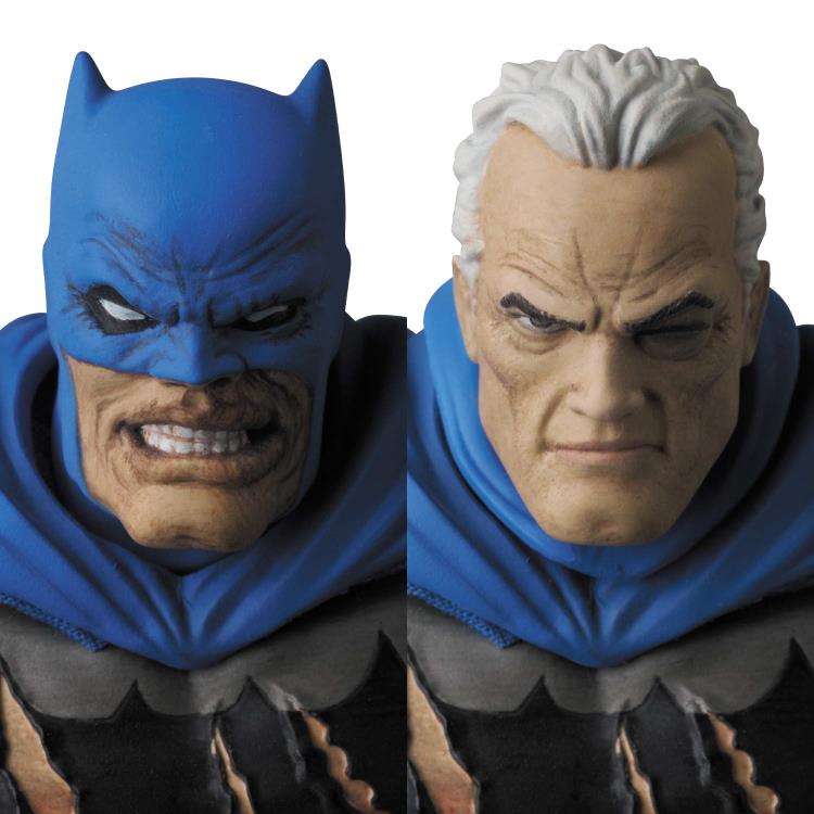 MAFEX Batman: The Dark Knight Returns Triumphant No.119 Batman