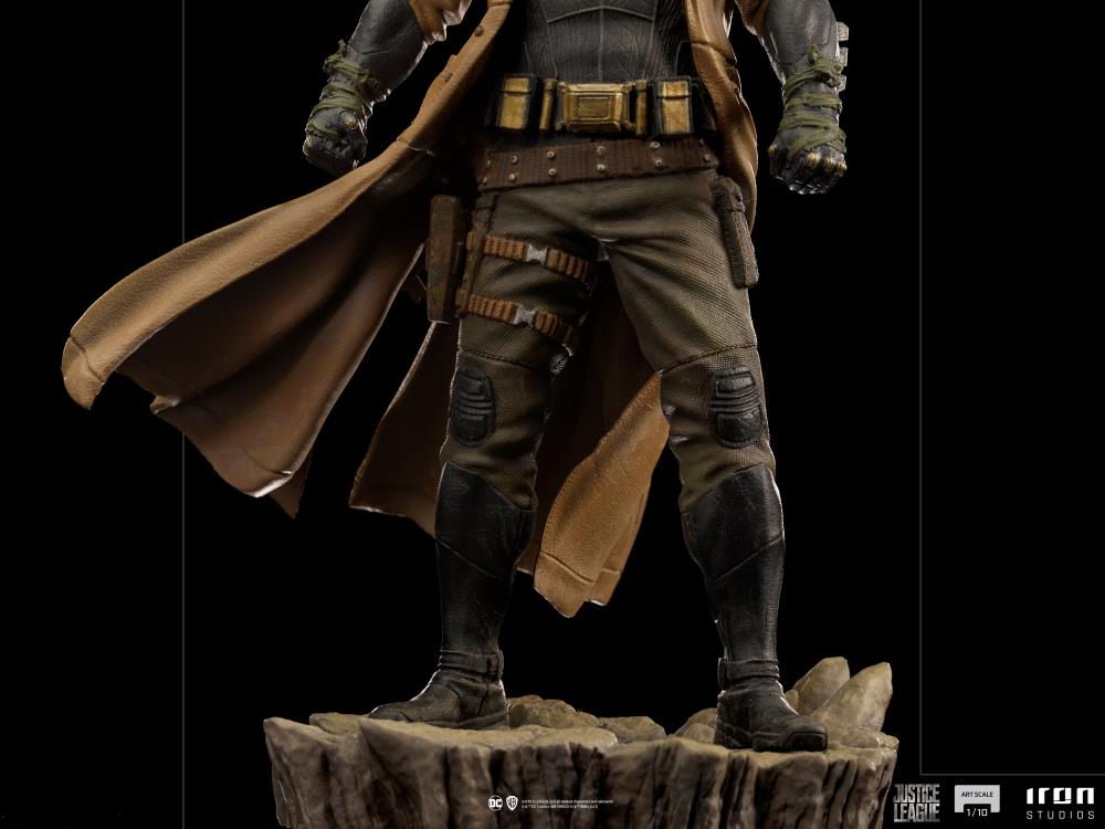 Iron Studios Zack Snyder's Justice League - Knightmare Batman 1/10 Art Scale Limited Edition Statue