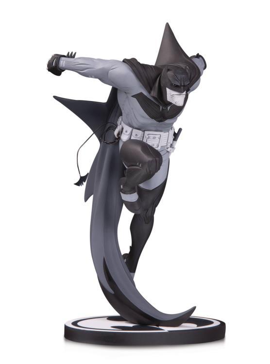 DC Collectibles Batman Black and White Statue (Sean Murphy) - Nerd Arena