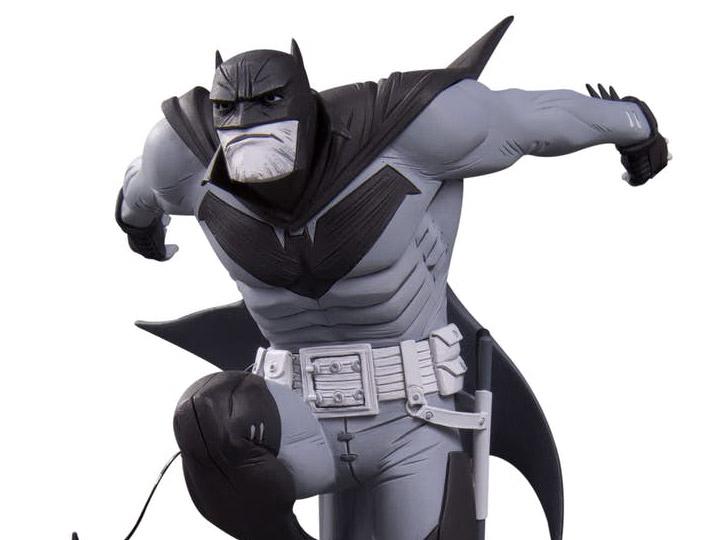 DC Collectibles Batman Black and White Statue (Sean Murphy) - Nerd Arena