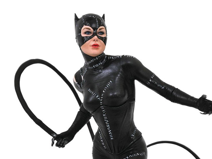 Diamond Select DC Gallery Batman Returns Catwoman statue
