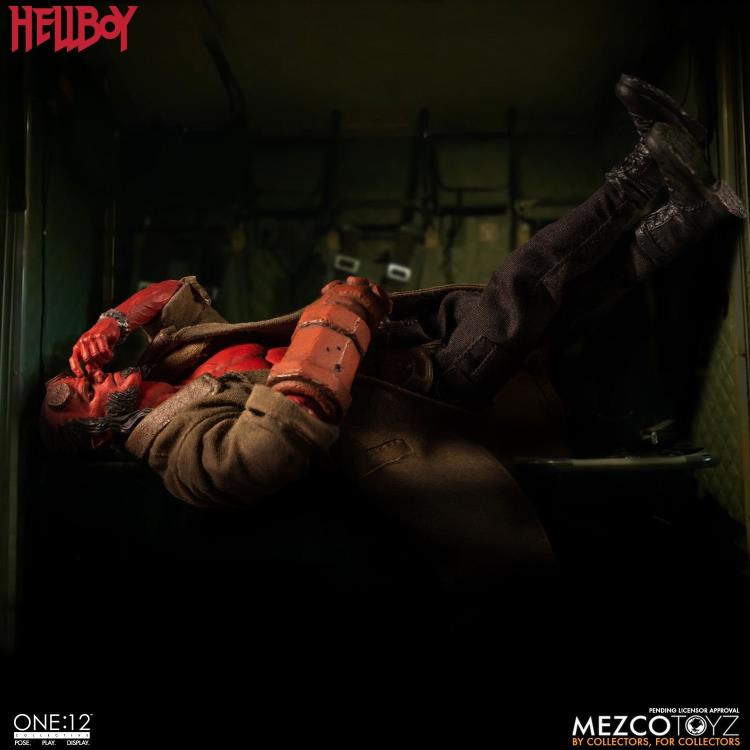 Mezco One:12 Collective- Hellboy (2019): Hellboy