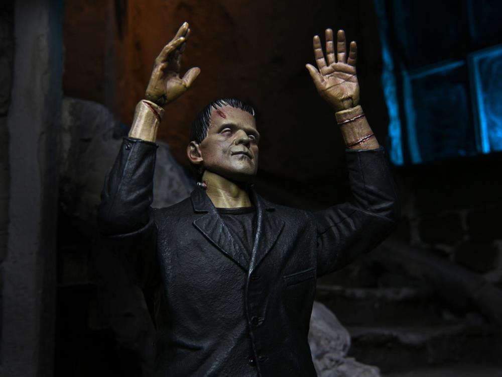 NECA Universal Monsters: Ultimate Frankenstein's Monster (Color) Action Figure