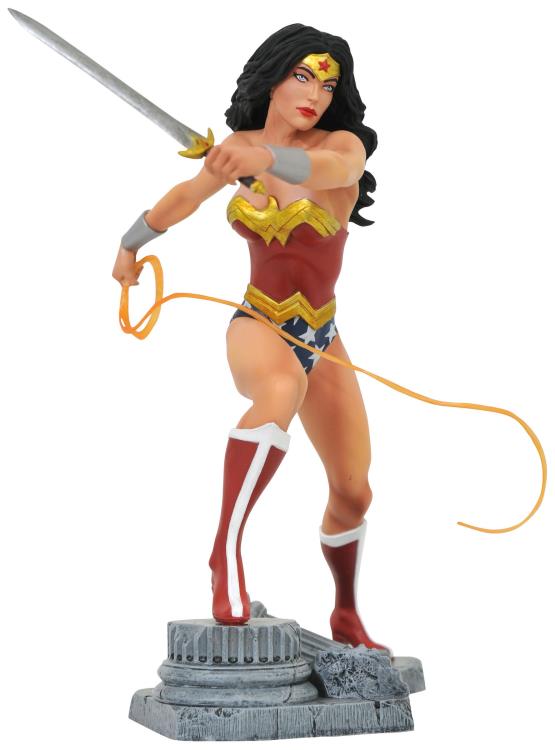 Diamond Gallery DC Wonder Woman Figure