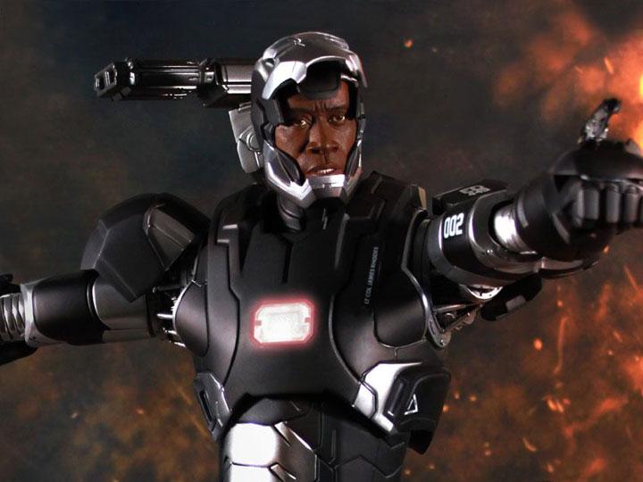 Iron Man 3 Super Alloy War Machine Mark II 1/4 Scale Figure - Nerd Arena