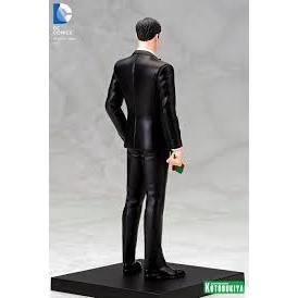KOTOBUKIYA Limited Edition Dc Comics Bruce Wayne ARTFX+ Statue SDCC 2016 - Nerd Arena