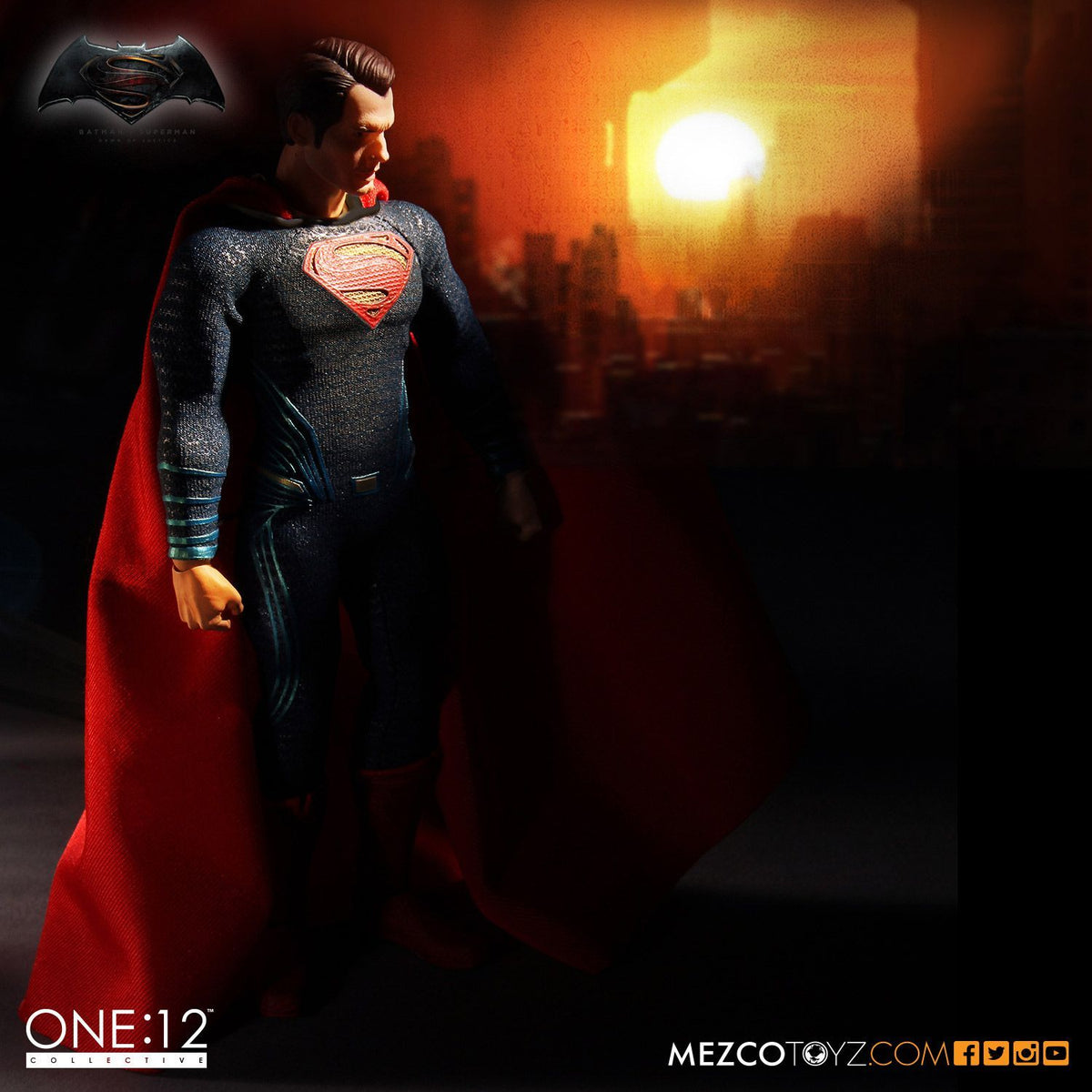Mezco Batman v Superman: Dawn of Justice Superman One:12 Collective Action Figure - Nerd Arena